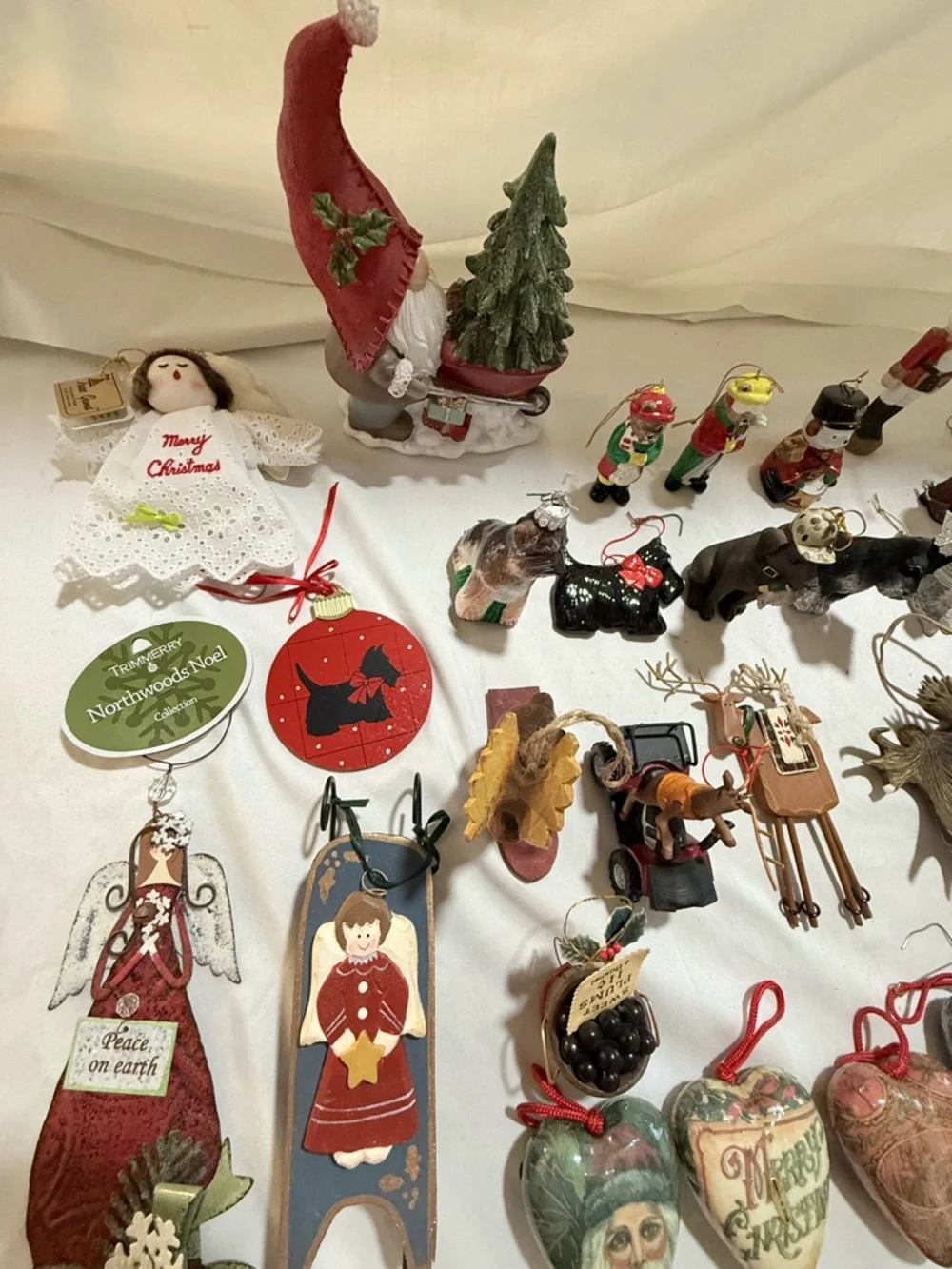 Vintage & Modern Mixed Christmas Ornaments Decor Wood Resin Glass Metal Ceramic